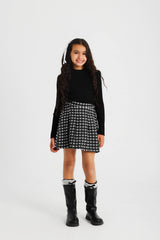 Classic Plaid Skirt - Black