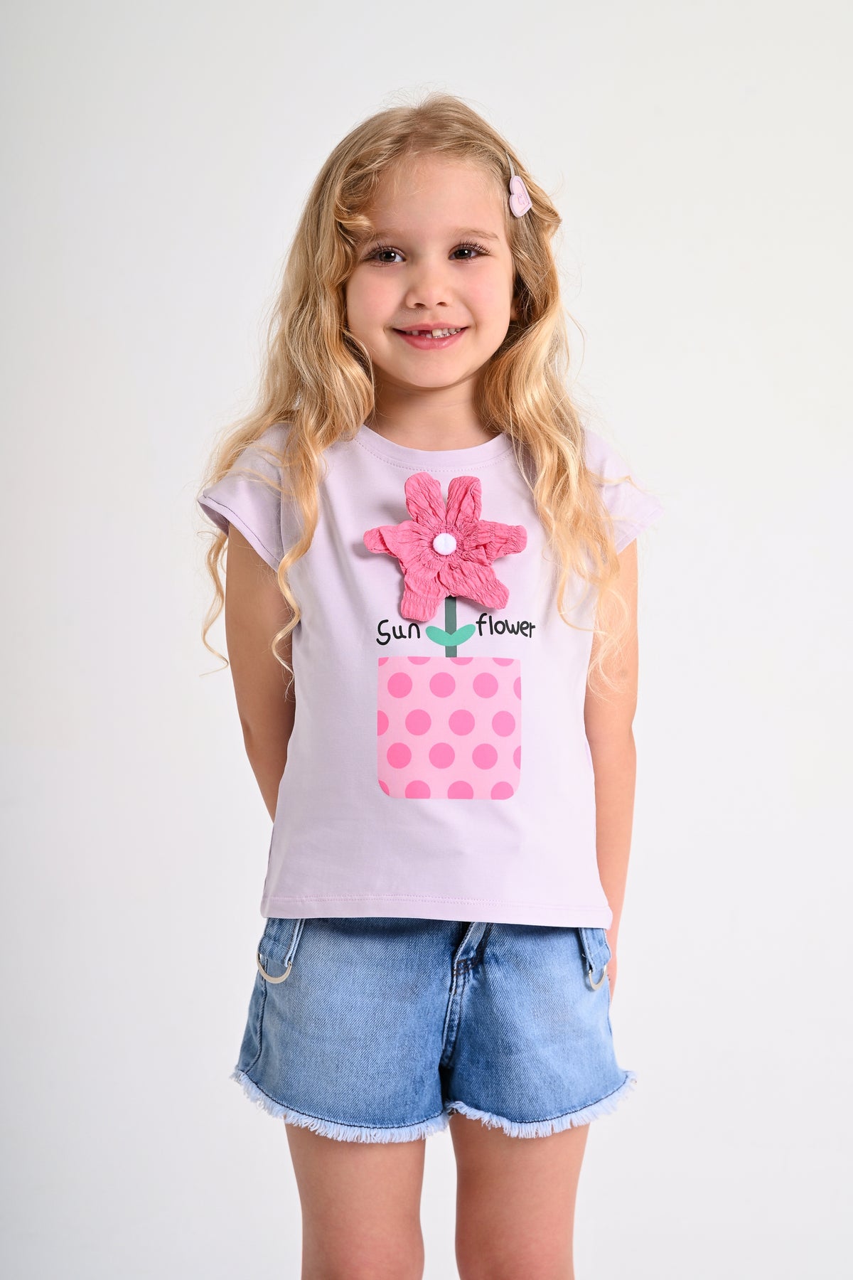 Sunflower Vase T-shirt - Pink