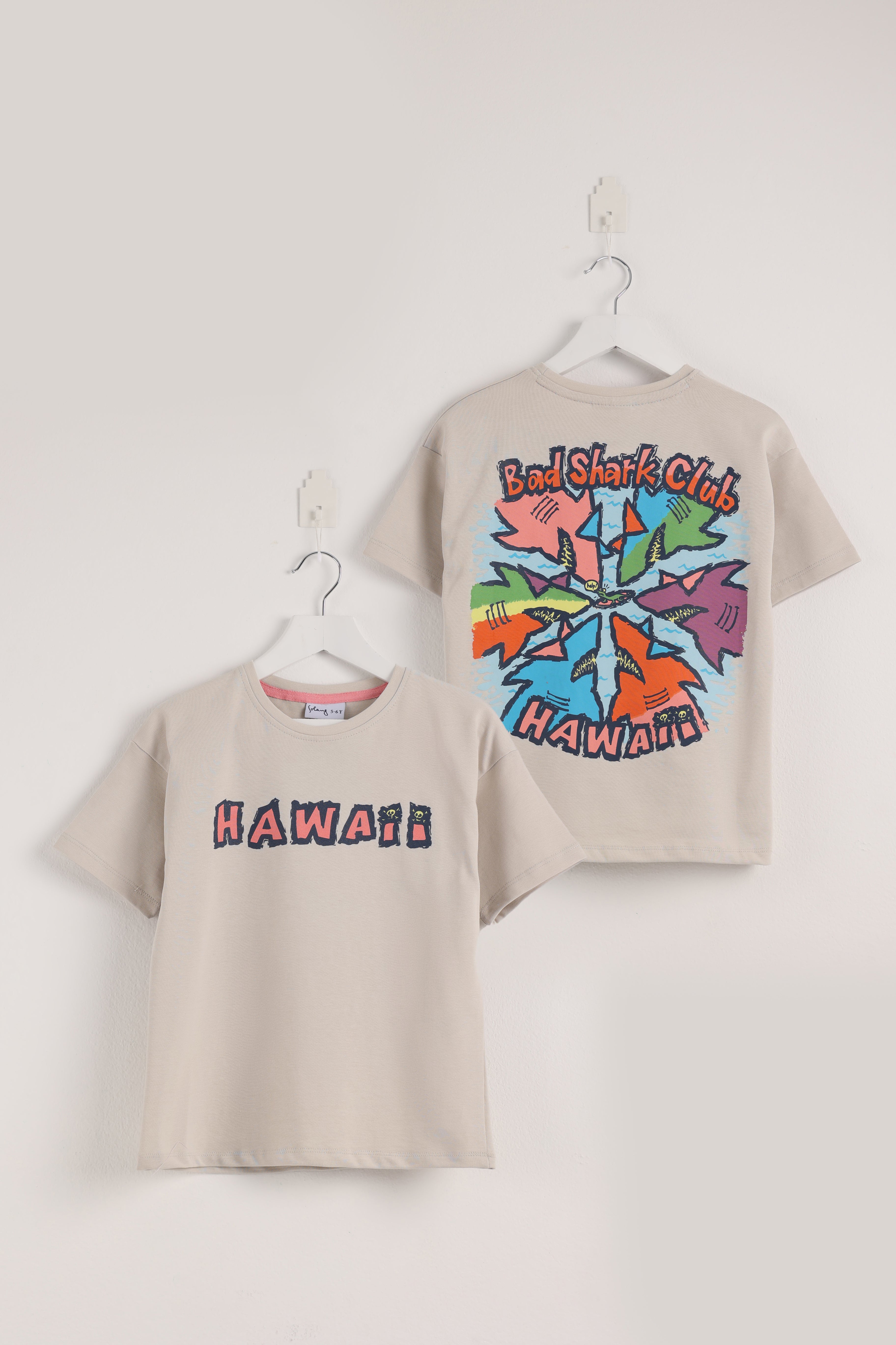 HAWAII Shark Club Grey  T-shirt