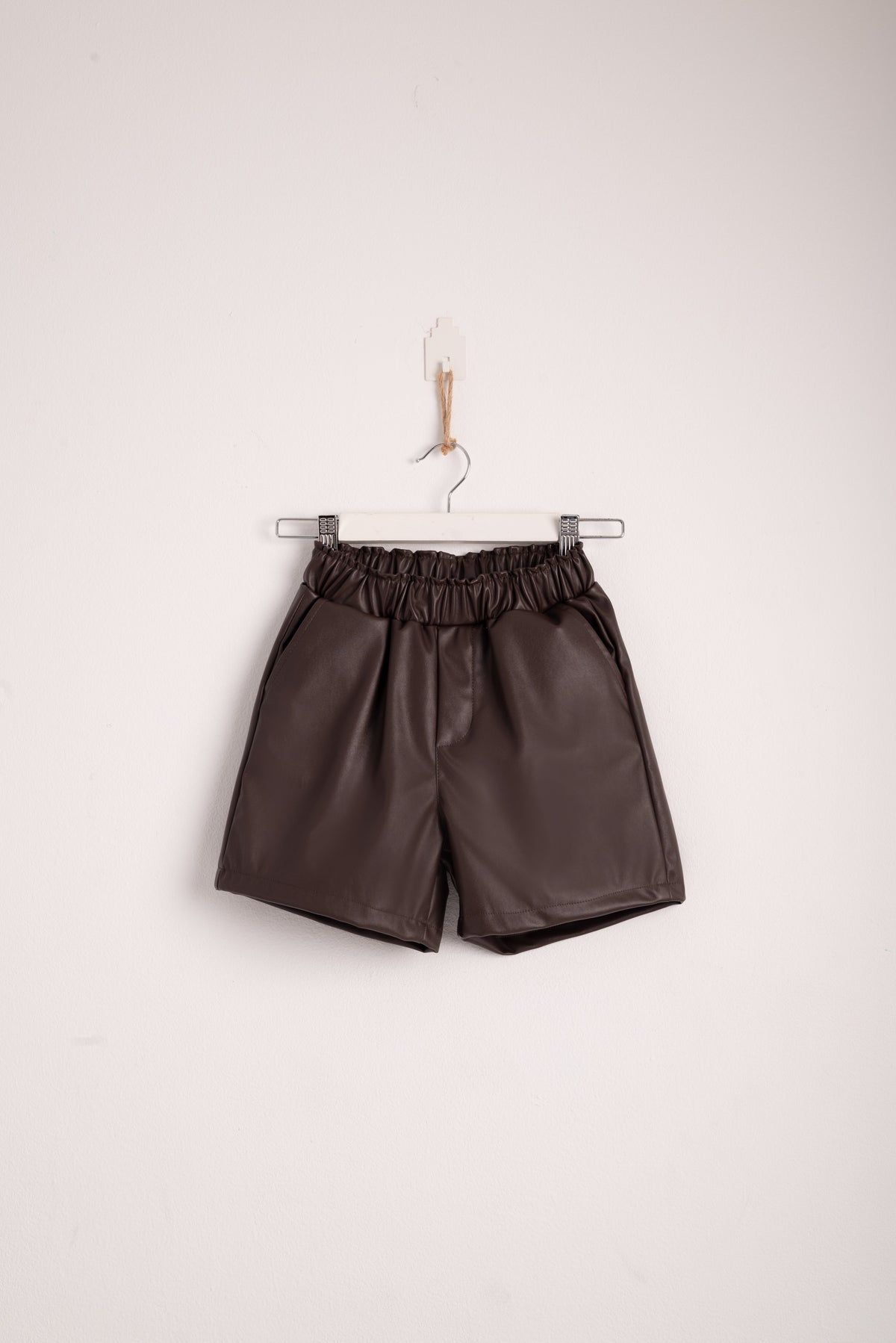 Classic Leather Brushed Short