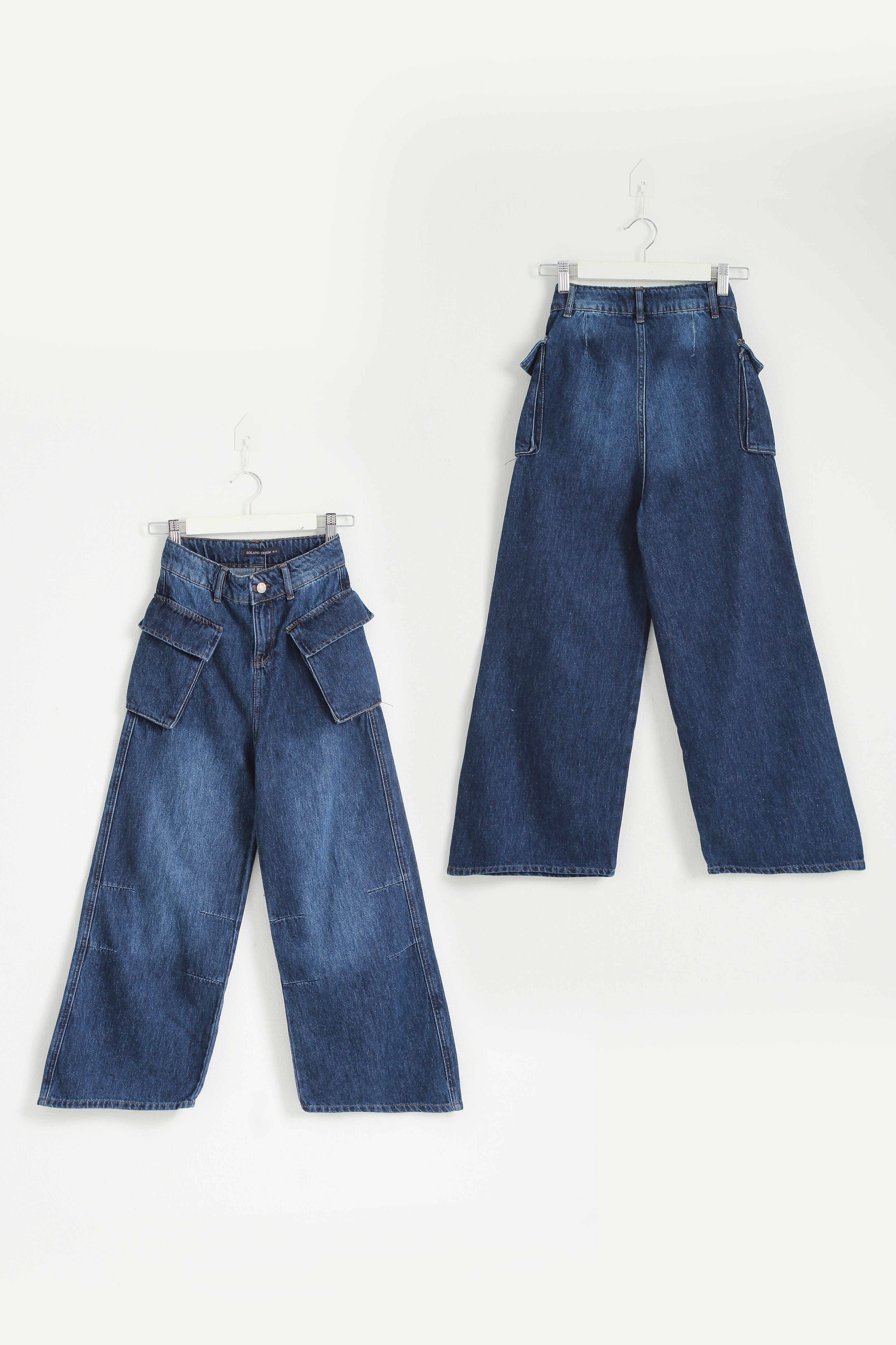 Big Pockets Dark Jeans