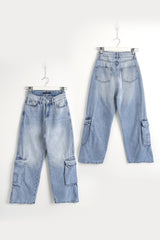 Under-Knee Side Pocket Light Jeans