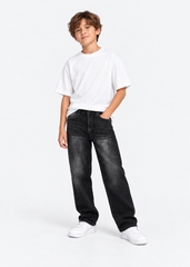 Straight-Leg Jeans - Black