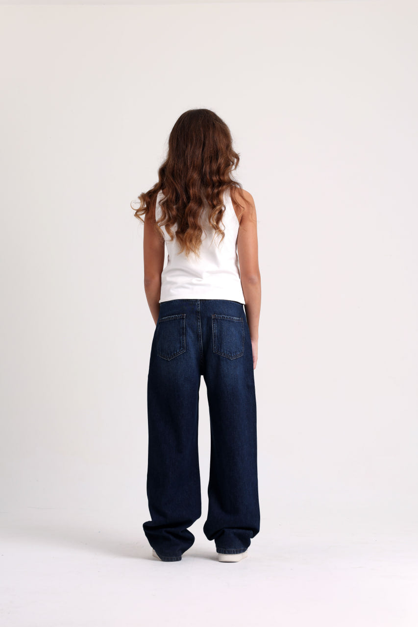 Straight Classic Dark Jeans